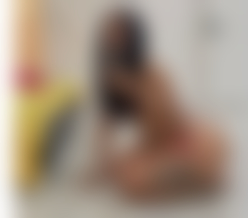 Escorts South East London Forest Hill Station - South East London - Photos for Ariel Sensual Fire with a Fun Twist.